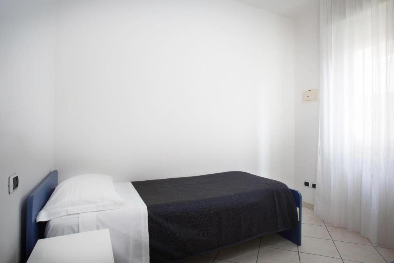 Residenza Raggio Apartment Riccione Exterior foto